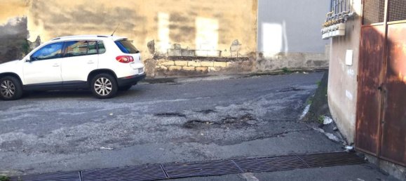 33m² Garage in Catania, Italy No. 65345 8