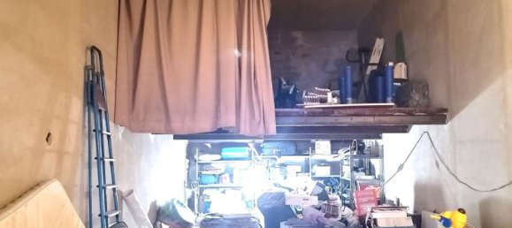 33m² Garage in Catania, Italy No. 65345 5