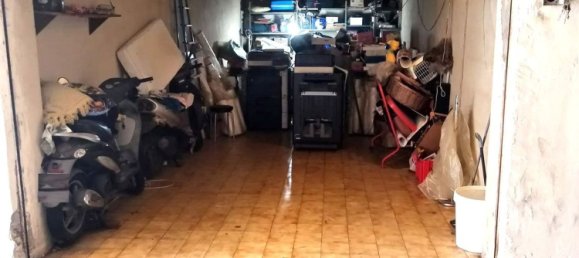 33m² Garage in Catania, Italy No. 65345 2