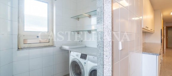 3 bedrooms Apartment in Porto, Portugal No. 97395 15