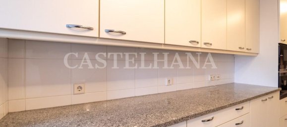 3 bedrooms Apartment in Porto, Portugal No. 97395 21