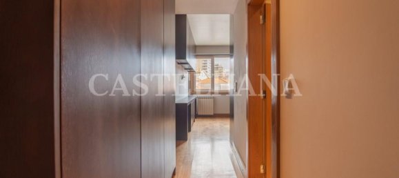 3 bedrooms Apartment in Porto, Portugal No. 97395 12