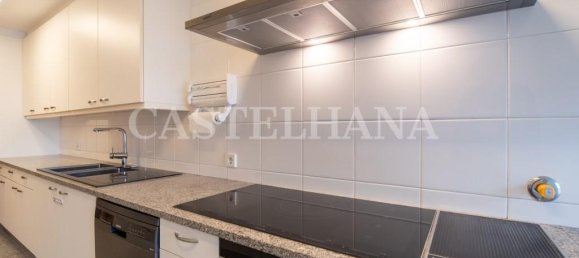 3 bedrooms Apartment in Porto, Portugal No. 97395 19