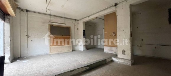 2 rooms Commercial property in San Giorgio a Cremano, Italy No. 24734 9