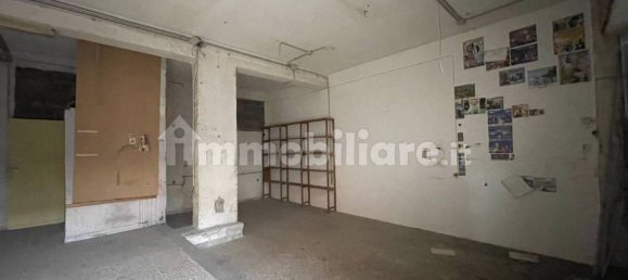 2 rooms Commercial property in San Giorgio a Cremano, Italy No. 24734 6