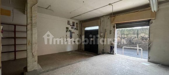 2 rooms Commercial property in San Giorgio a Cremano, Italy No. 24734 10
