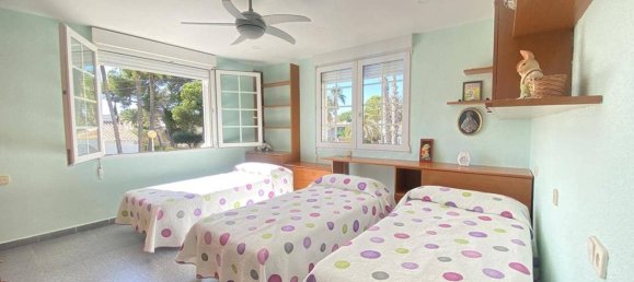 8 غرف نوم فيلا في Cabo Roig, Spain رقم 164236 35