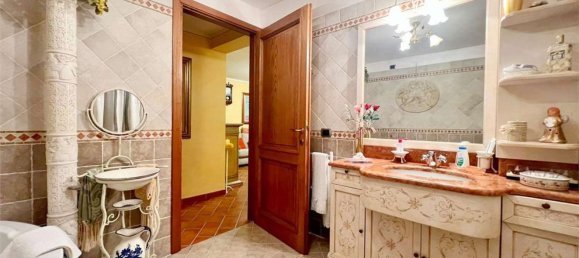 Villa de 9 divisões em Pistoia, Italy N.º 219145 31