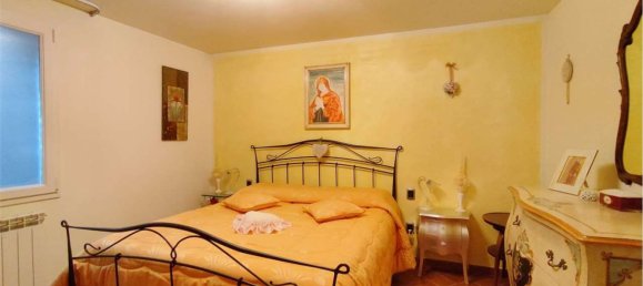 Villa de 9 divisões em Pistoia, Italy N.º 219145 27