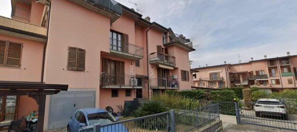 2 rooms Duplex in Arzago d'Adda, Italy No. 42037 2