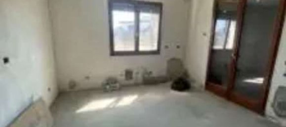 2 rooms Apartment in Giussano, Italy No. 2740 3