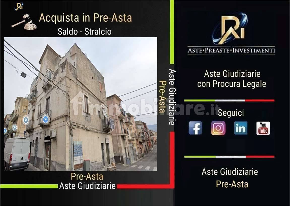 Apartamento T2 em Adrano, Italy N.º 49525