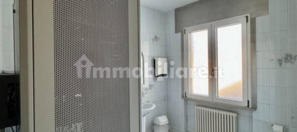 Escritório de 3 divisões em Casale sul Sile, Italy N.º 191962 63