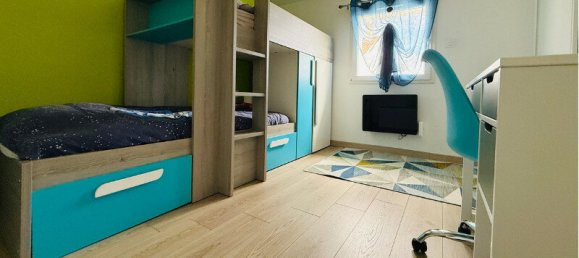 3 chambres Maison à Maine-et-Loire, France No. 278010 6