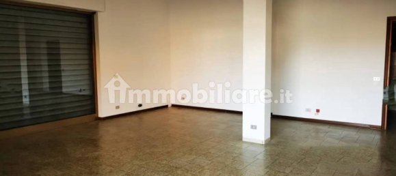 5 rooms Commercial property in San Giorgio Piacentino, Italy No. 173496 3