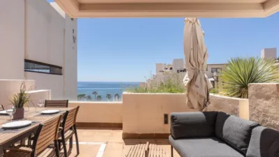 2 bedrooms Penthouse in Estepona, Spain No. 51495