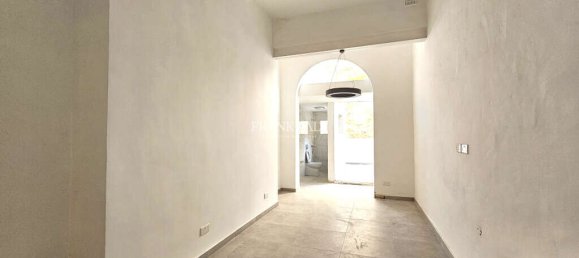 Maisonette de 2 dormitorios en Paola, Malta No. 2070 38