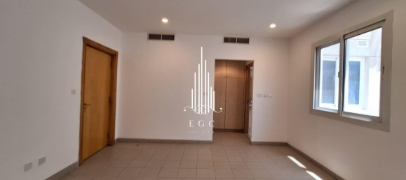 7 bedrooms Villa in Abu Dhabi, UAE No. 23039 21
