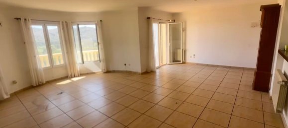 4 bedrooms House in Pedreguer, Spain No. 158220 9