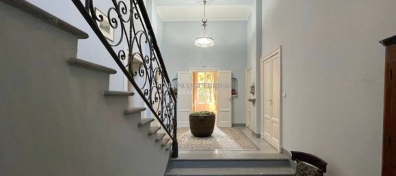 Вилла с 9 спальнями в Мерате, Италия № 69828 6