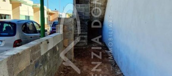 5 rooms House in Racale, Italy No. 130773 3