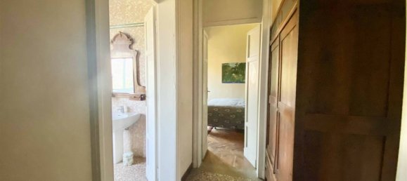 Вилла с 4 спальнями в Борго Виргилио, Италия № 85166 40