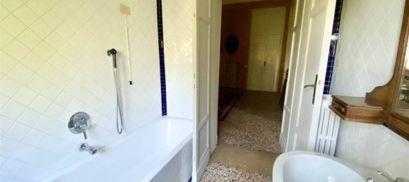 Вилла с 4 спальнями в Борго Виргилио, Италия № 85166 45