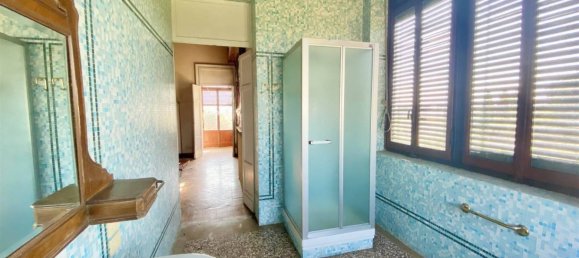 Вилла с 4 спальнями в Борго Виргилио, Италия № 85166 30