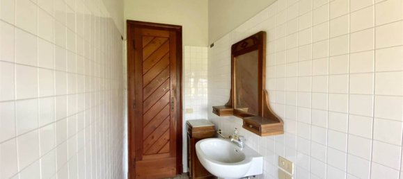 Вилла с 4 спальнями в Борго Виргилио, Италия № 85166 14