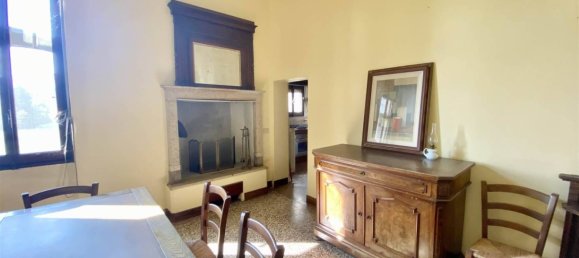 Вилла с 4 спальнями в Борго Виргилио, Италия № 85166 17