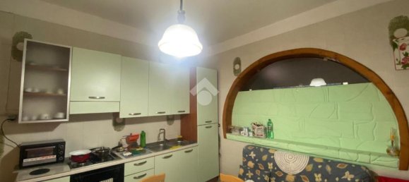 Квартира с 4 комнатами в Джиноза, Италия № 72902 2