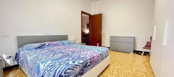 6 rooms Apartment in Imperia, Italy No. 174412 8