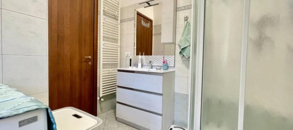 6 rooms Apartment in Imperia, Italy No. 174412 16