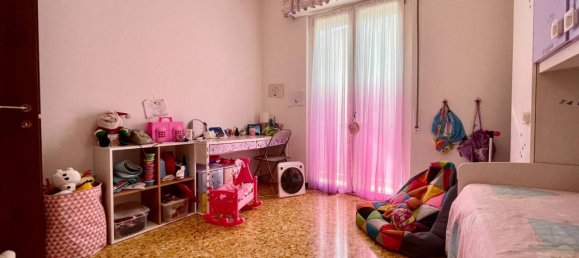 6 rooms Apartment in Imperia, Italy No. 174412 11