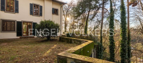 4 bedrooms Villa in Venegono Inferiore, Italy No. 126318 10