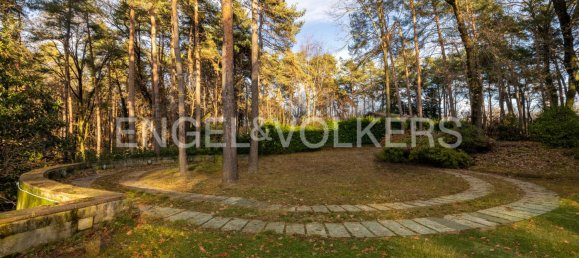 4 bedrooms Villa in Venegono Inferiore, Italy No. 126318 3