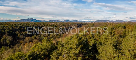 4 bedrooms Villa in Venegono Inferiore, Italy No. 126318 13