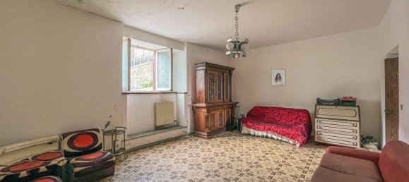 3 Schlafzimmer Wohnung in Piansano, Italy, Nr. 75566 7