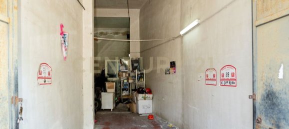 Apartamento de 5 dormitorios en Catania, Italy No. 327392 27