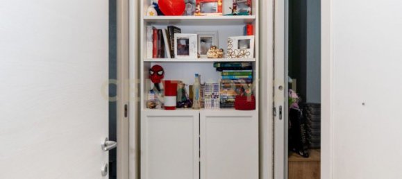 Apartamento de 5 dormitorios en Catania, Italy No. 327392 13