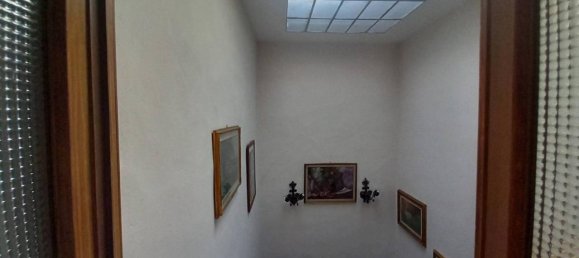 10 rooms House in Florence, Italy No. 18623 14