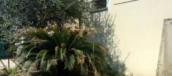 10 rooms House in Florence, Italy No. 18623 24