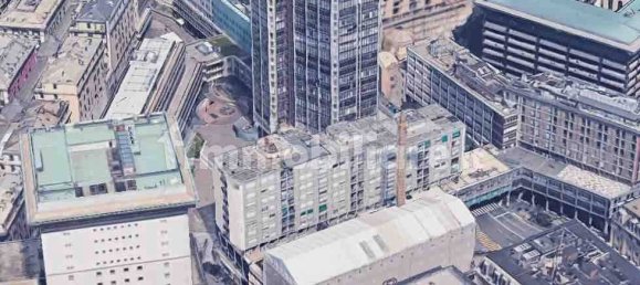 Коммерческая недвижимость с 5 комнатами в Генуя, Италия № 36441 18