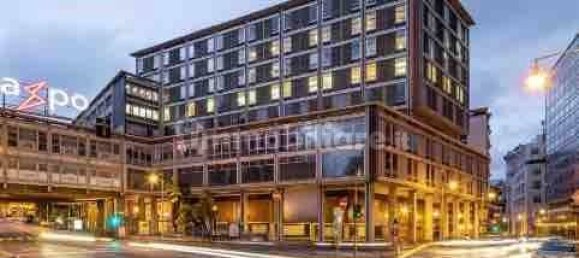 Коммерческая недвижимость с 5 комнатами в Генуя, Италия № 36441 12