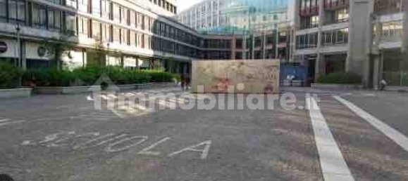 Коммерческая недвижимость с 5 комнатами в Генуя, Италия № 36441 19