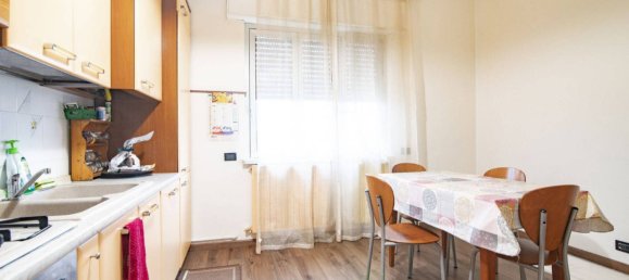 2 bedrooms Apartment in Senago, Italy No. 156086 3