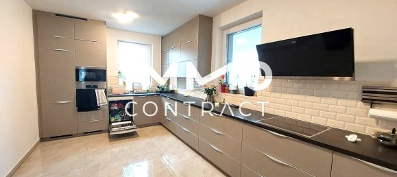 5-Zimmer Villa in Ladendorf, Austria, Nr. 141063 2