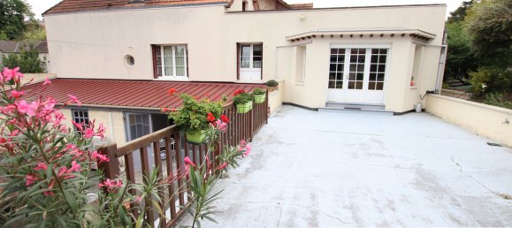 Casa de 4 dormitorios en Chartres, France No. 101765 3