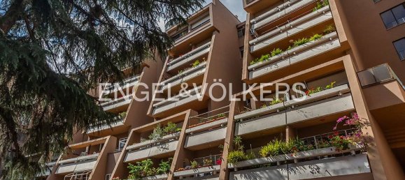 3 bedrooms Apartment in Rome, Italy No. 127758 9