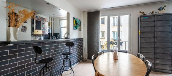 2 bedrooms Apartment in Paris, France No. 184451 4